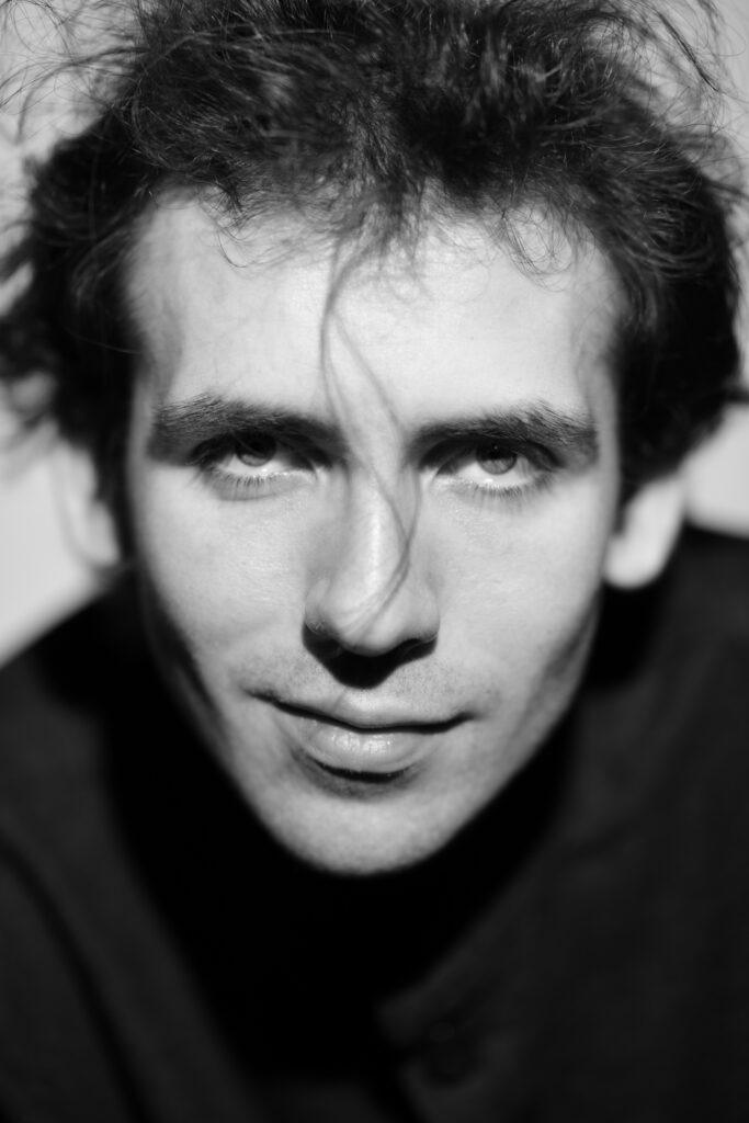 3 - Libre de droit Sasha Gusov (C)