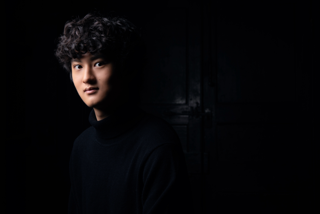 Ryan WANG . Nom du Photographe A suivre... . 9222 edited